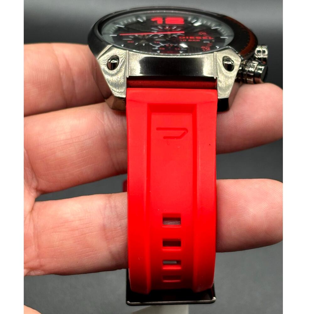 Diesel Overflow DZ4481 Chronograph Red Silicone 55mm Men’s Watch - Picture 5 of 17